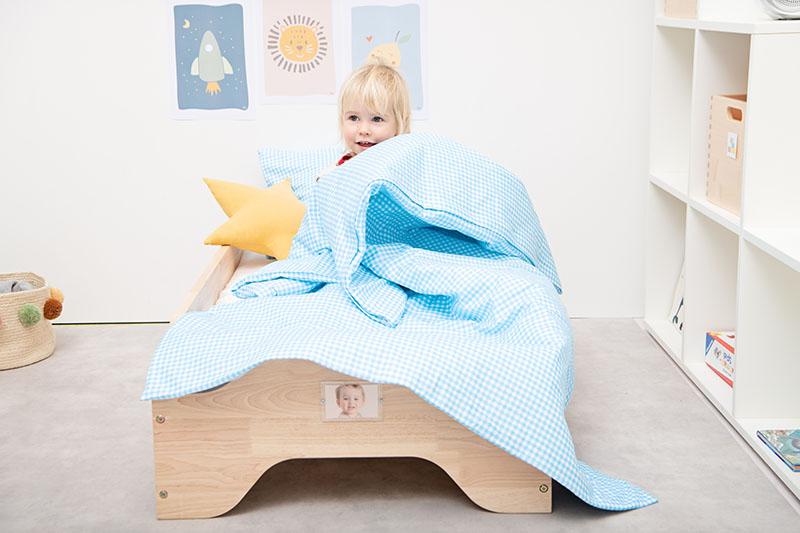 Bettwäsche im Kinderbett Bettwäsche im stapelbaren Kinderbett