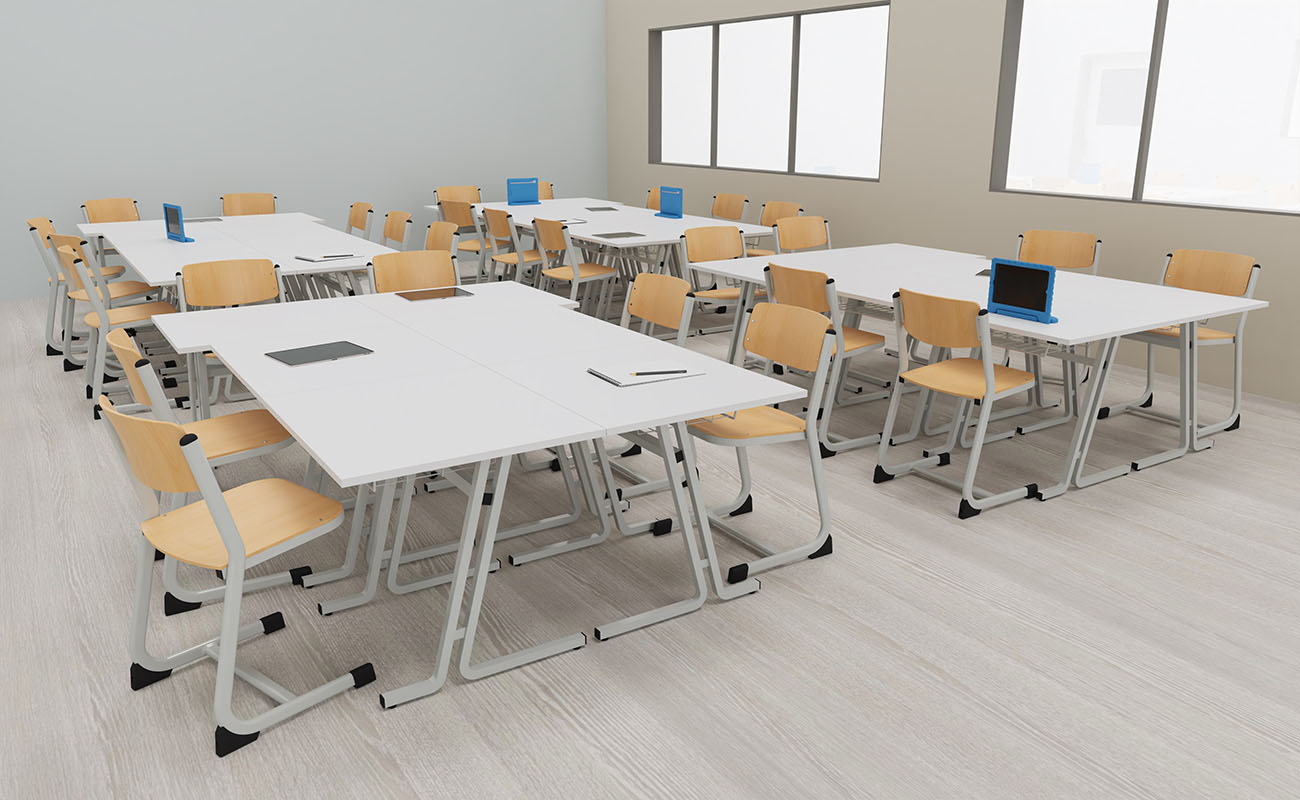 Klassenzimmer Lernraum Ecke mit Unterrichtsbereich Klassenzimmer Lernraum Ecke mit Unterrichtsbereich mit Einzeltischen und Stühlen