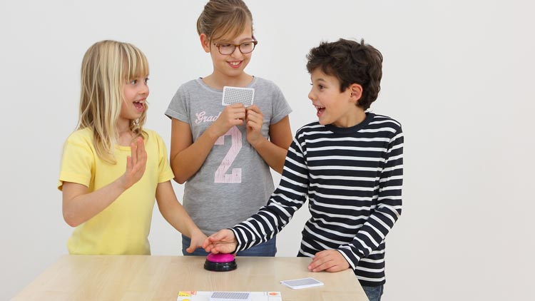 Kinder spielen Quiz