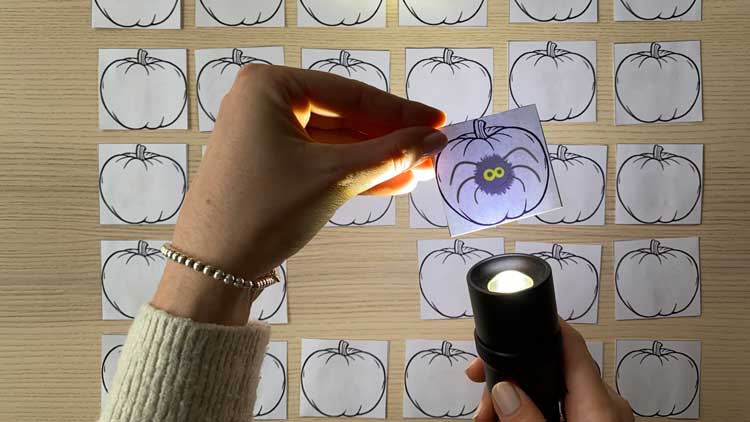 Halloween-Ideen für Kiga und Kita: spielen, basteln, dekorieren