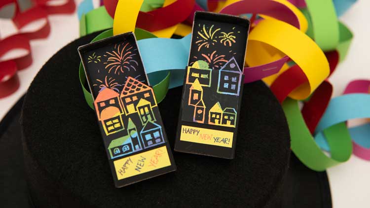 Bastelanleitung: Silvestergruss mit Kratzpapier
