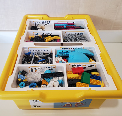 LEGO® Education SPIKE™ Prime-Set Bauteile in Box sortiert