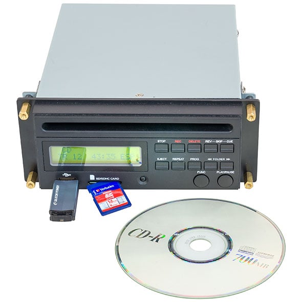 CD, USB, SD-Karte, Smartphone, Mikrofon, Laptop